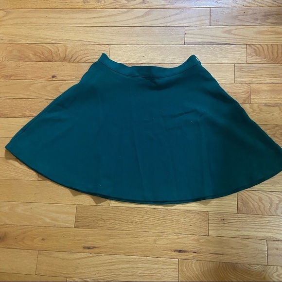💥5/$25 Forever 21 green skater skirt ‎ size x-small - Picture 1 of 7